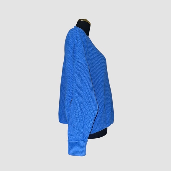 Knitted Sweater - Picture 4 of 4